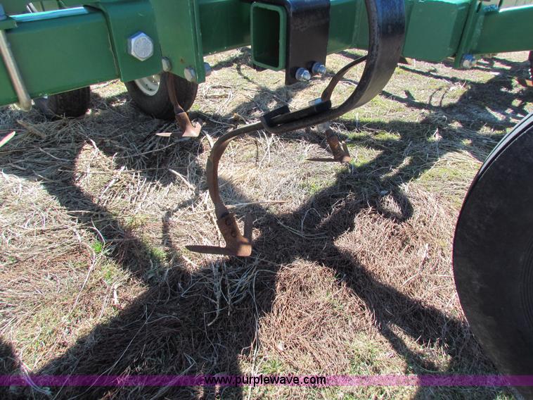 image for item AN9962 Great Plains FC7551 Series VII 51' folding field cultivator