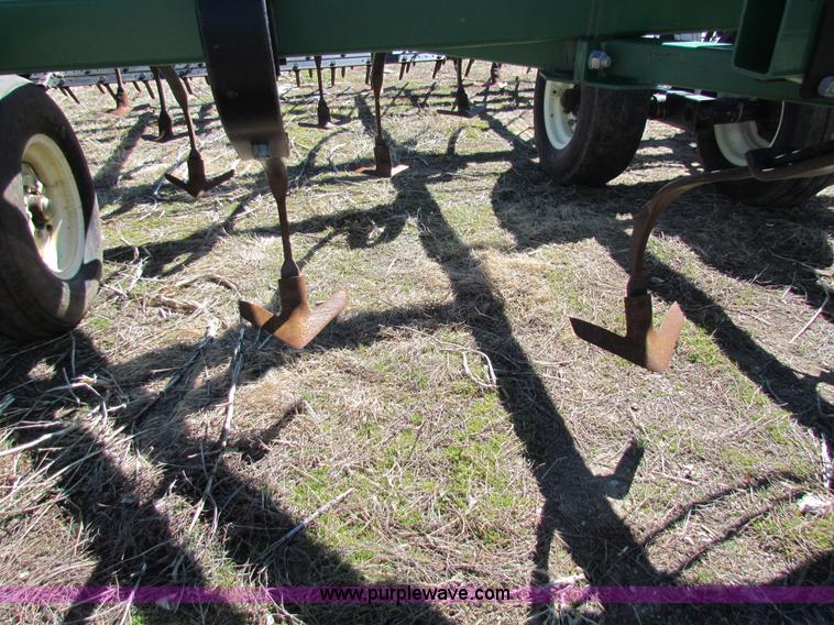 image for item AN9962 Great Plains FC7551 Series VII 51' folding field cultivator