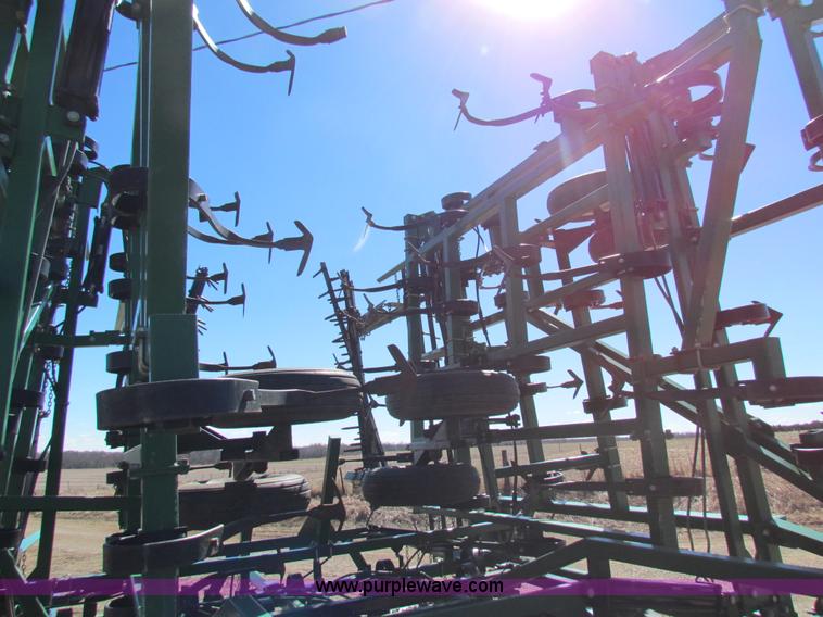 image for item AN9962 Great Plains FC7551 Series VII 51' folding field cultivator