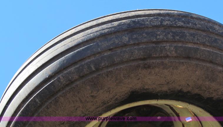 image for item AN9962 Great Plains FC7551 Series VII 51' folding field cultivator