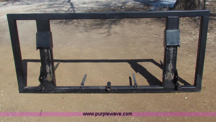 image for item AN9995 3-N-1 hay fork