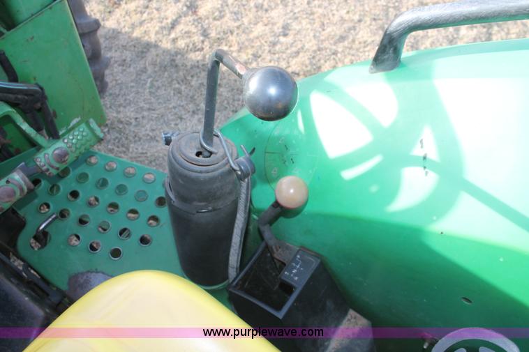 image for item AO9482 1992 John Deere 5200 MFWD tractor