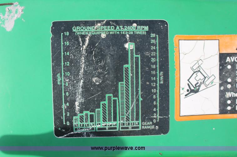 image for item AO9482 1992 John Deere 5200 MFWD tractor