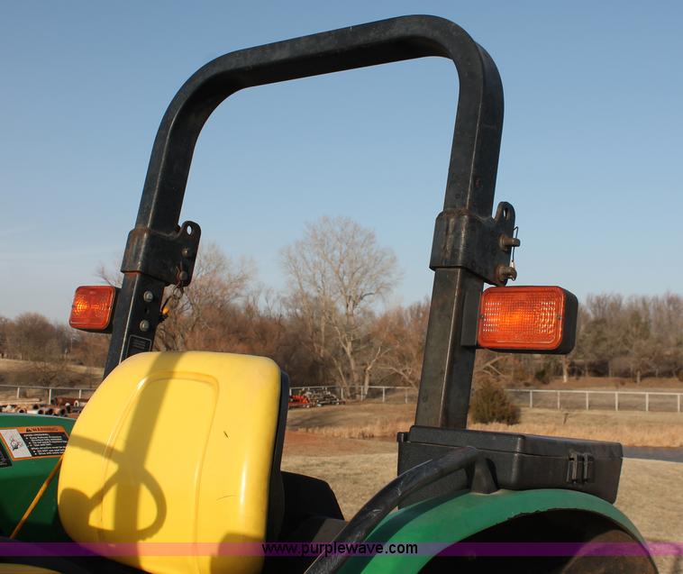 image for item AO9482 1992 John Deere 5200 MFWD tractor