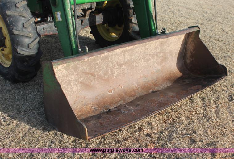 image for item AO9482 1992 John Deere 5200 MFWD tractor