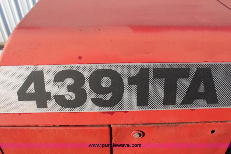 image for item AO9483 2000 Case IH 4391TA power unit with Berkeley pump