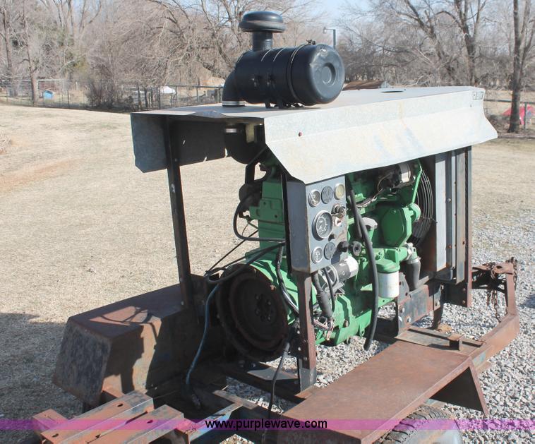 image for item AO9489 1998 John Deere 4045TF250 4.5L four cylinder diesel engine