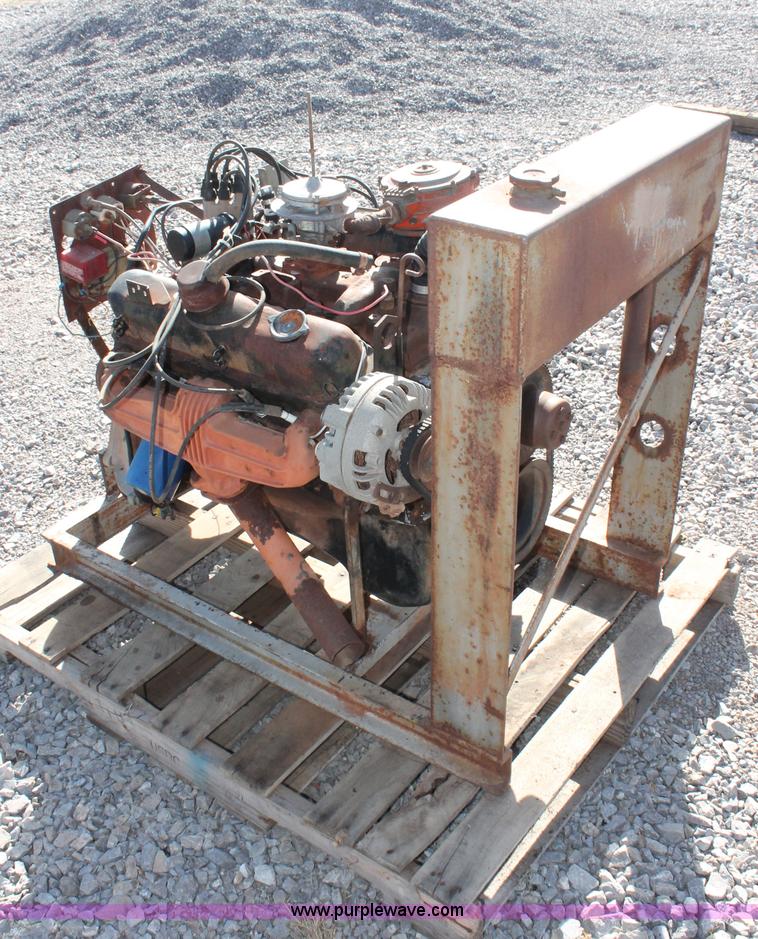 image for item AO9493 Chrysler LH318 eight cylinder industrial natural gas engine