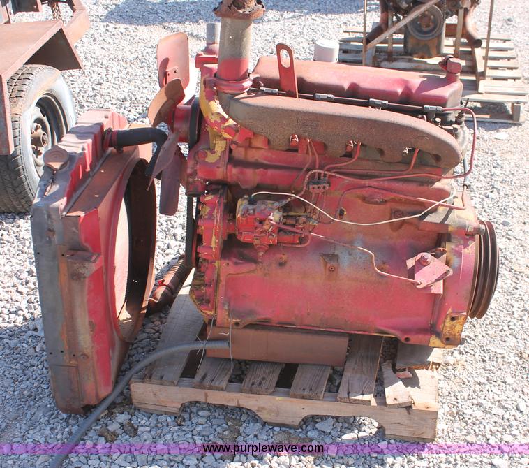 image for item AO9494 John Deere four cylinder diesel engine