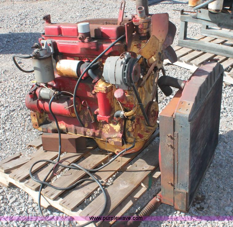 image for item AO9494 John Deere four cylinder diesel engine