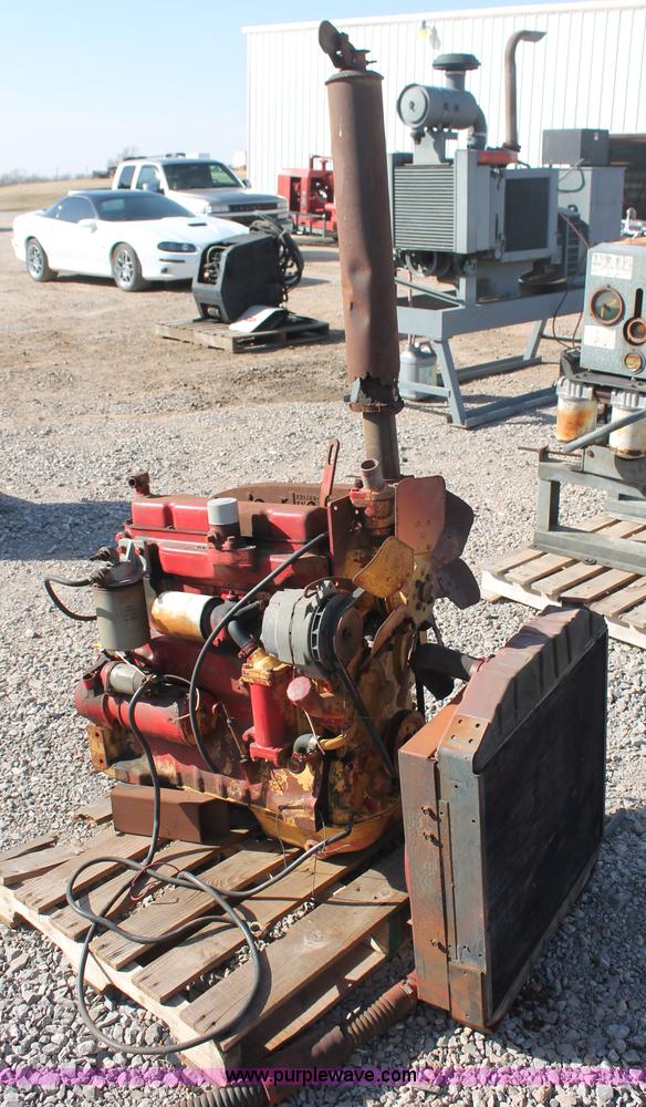 image for item AO9494 John Deere four cylinder diesel engine