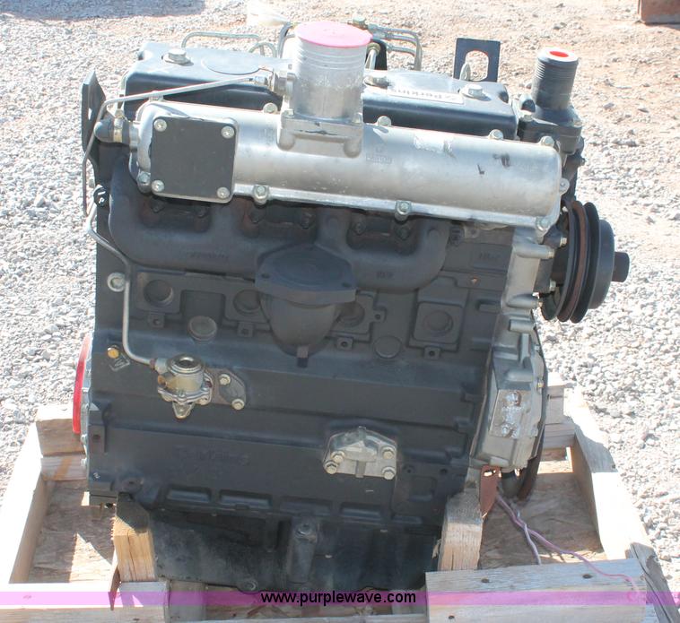 image for item AO9498 1999 Perkins 578773400 4.2L four cylinder diesel engine