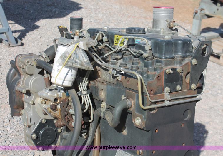 image for item AO9498 1999 Perkins 578773400 4.2L four cylinder diesel engine