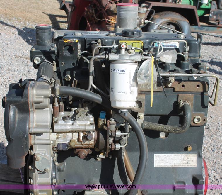 image for item AO9498 1999 Perkins 578773400 4.2L four cylinder diesel engine