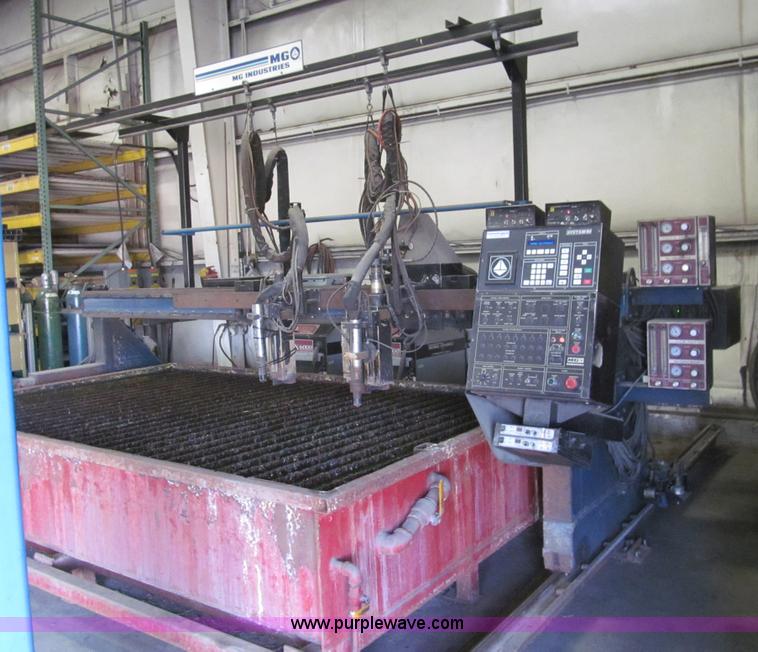 image for item AQ9922 1993 MG plasma cutting system