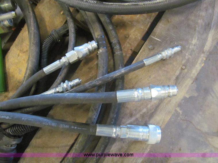 image for item AY9796 (2) quick attach hydraulic couplers