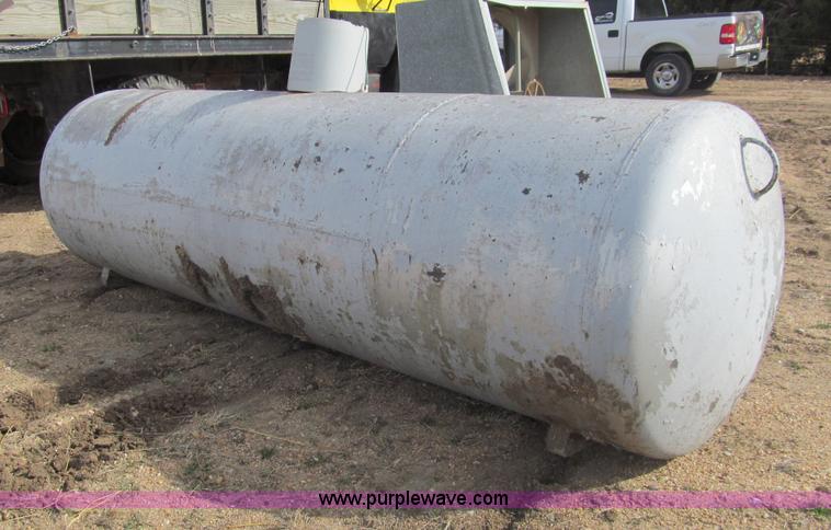 image for item AY9810 Propane tank