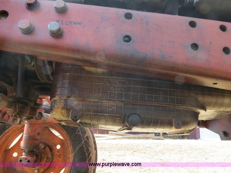 image for item B4878 1972 Belarus 520 tractor