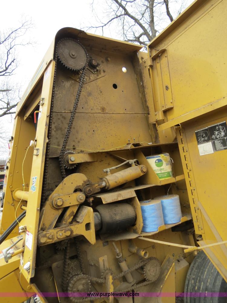 image for item B4884 1997 Vermeer 604K round baler