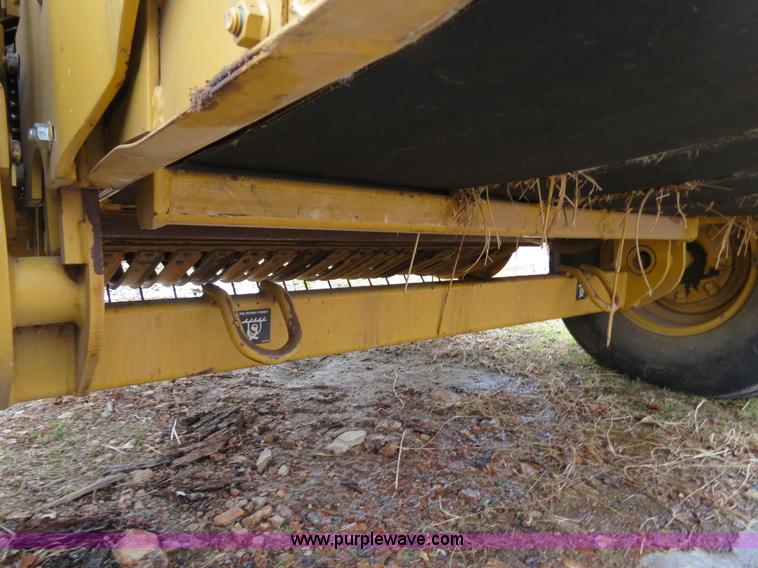 image for item B4884 1997 Vermeer 604K round baler