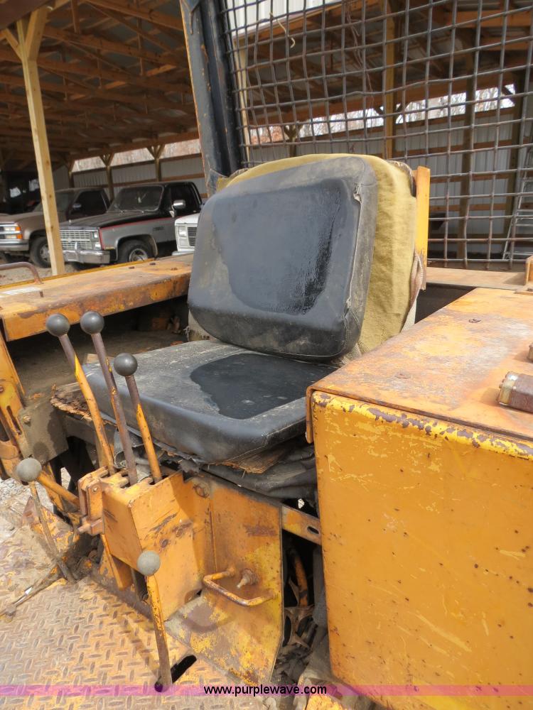 image for item B4885 Case 450 dozer