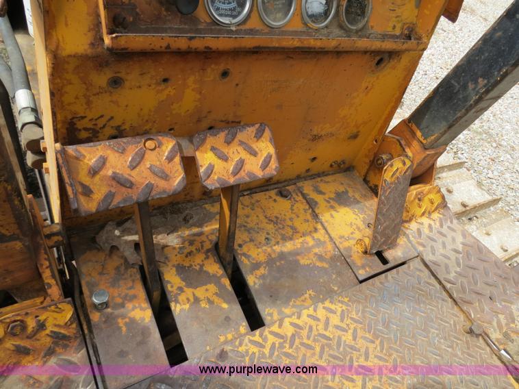 image for item B4885 Case 450 dozer