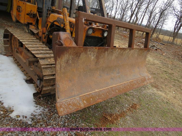 image for item B4885 Case 450 dozer