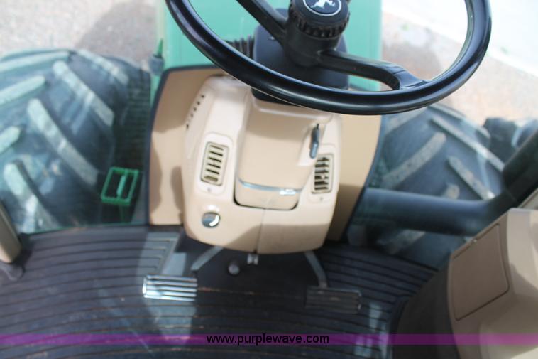 image for item C3772 2001 John Deere 9300 4WD tractor