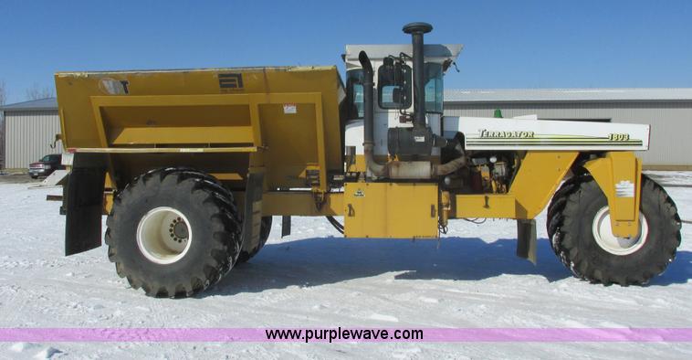 image for item E5285 1991 Ag-Chem TerraGator 1803 dry spreader