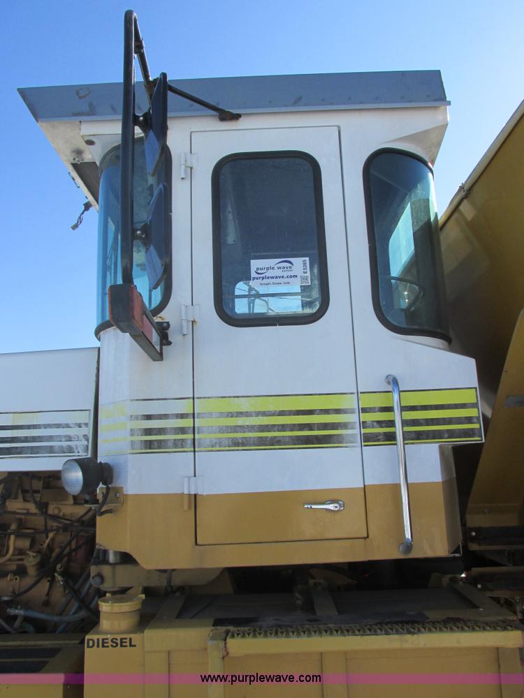 image for item E5285 1991 Ag-Chem TerraGator 1803 dry spreader