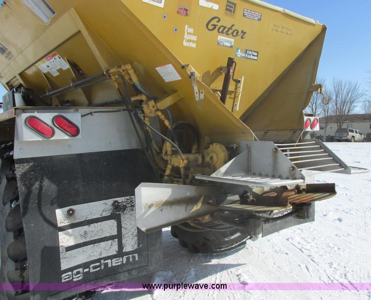image for item E5285 1991 Ag-Chem TerraGator 1803 dry spreader