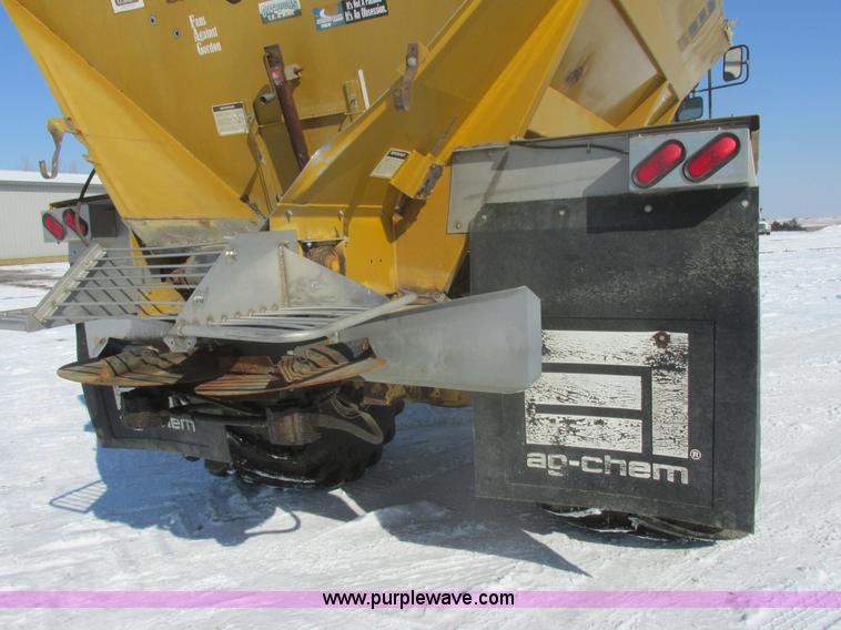 image for item E5285 1991 Ag-Chem TerraGator 1803 dry spreader