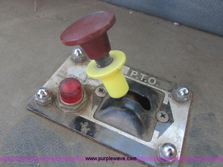 image for item E5285 1991 Ag-Chem TerraGator 1803 dry spreader