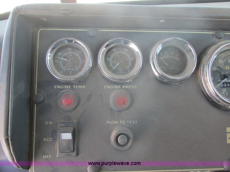 image for item E5285 1991 Ag-Chem TerraGator 1803 dry spreader