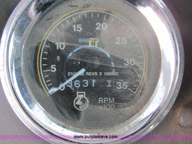 image for item E5285 1991 Ag-Chem TerraGator 1803 dry spreader