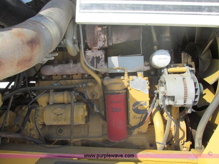 image for item E5285 1991 Ag-Chem TerraGator 1803 dry spreader