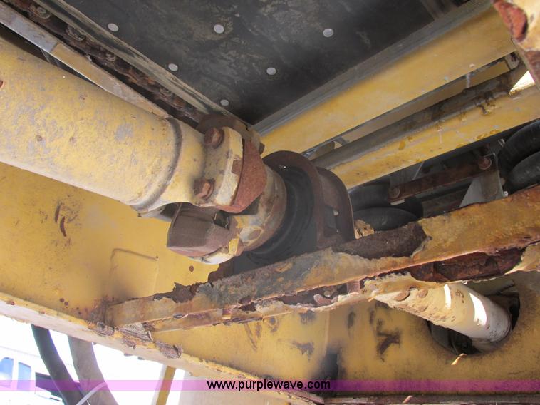 image for item E5285 1991 Ag-Chem TerraGator 1803 dry spreader