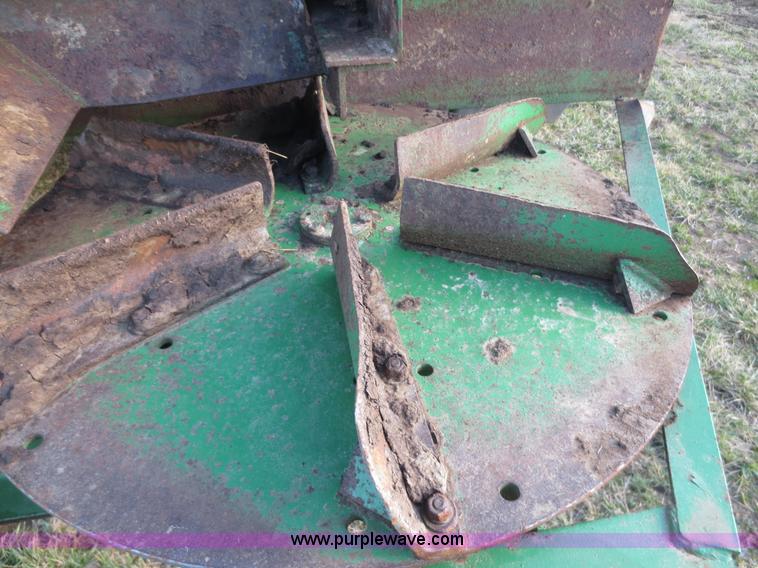 image for item F6839 BBI 20' manure spreader