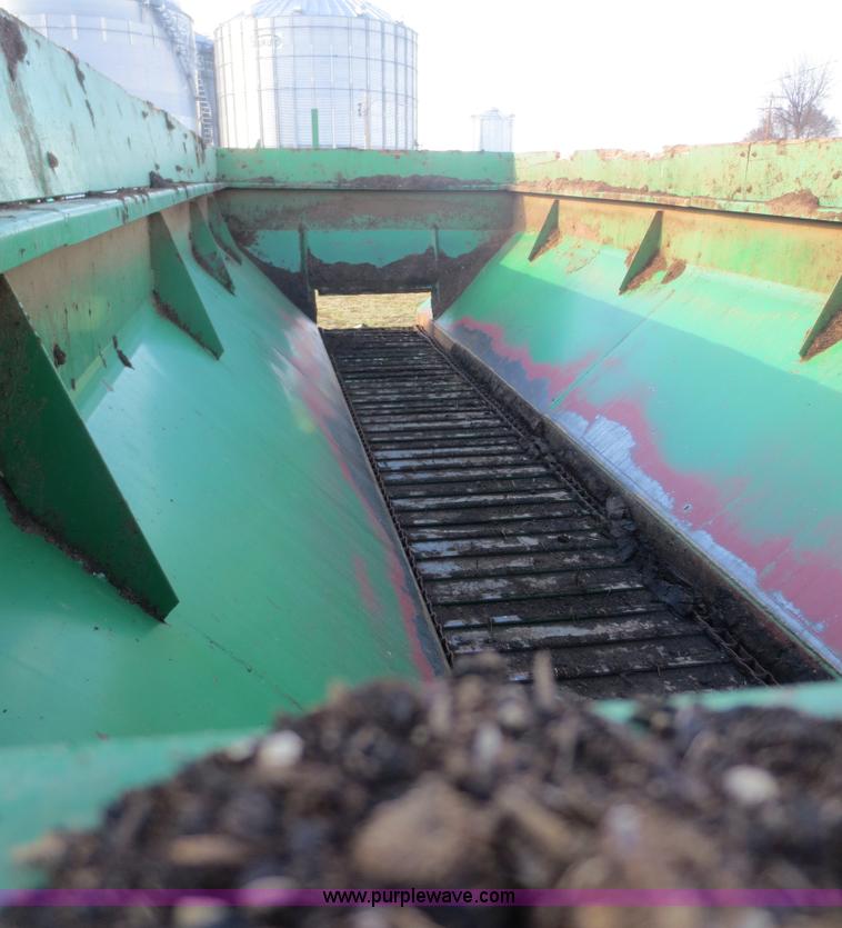 image for item F6839 BBI 20' manure spreader