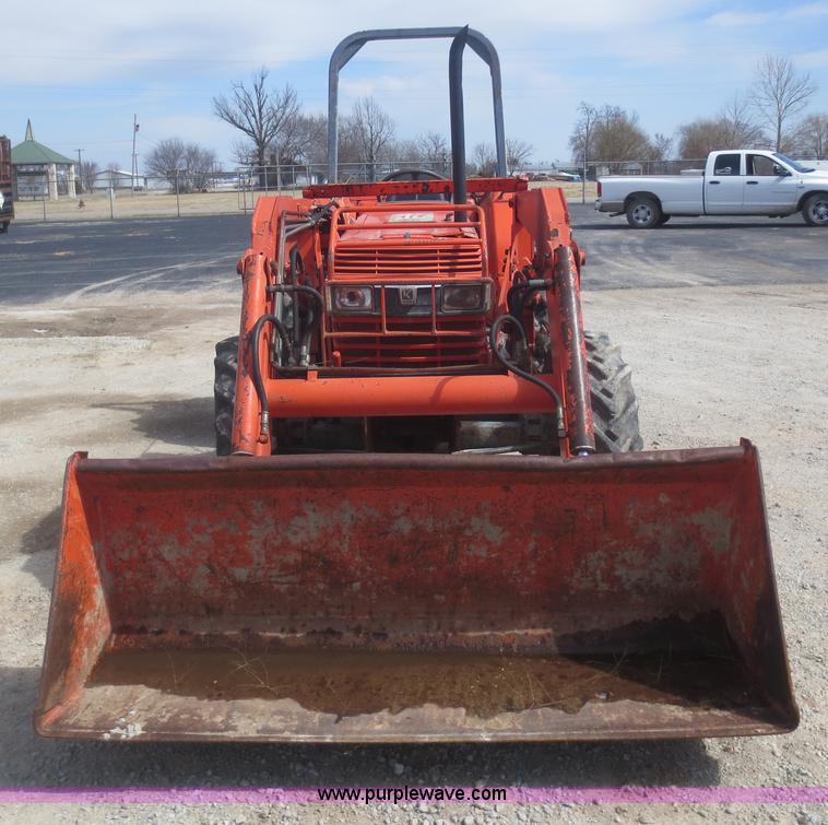 image for item F6847 1991 Kubota L4850 MFWD tractor