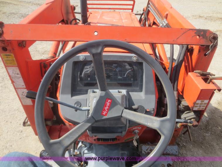 image for item F6847 1991 Kubota L4850 MFWD tractor