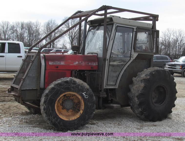 image for item G2315 1993 Massey-Ferguson 393 MFWD tractor