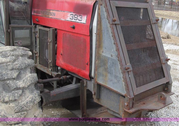 image for item G2315 1993 Massey-Ferguson 393 MFWD tractor