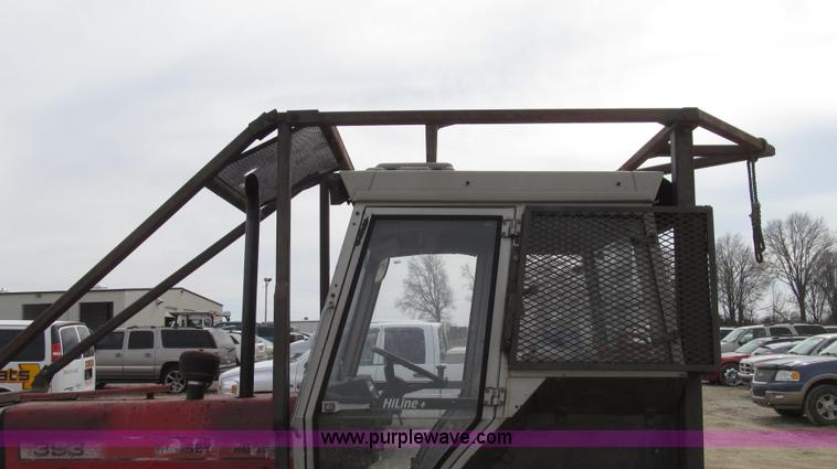 image for item G2315 1993 Massey-Ferguson 393 MFWD tractor