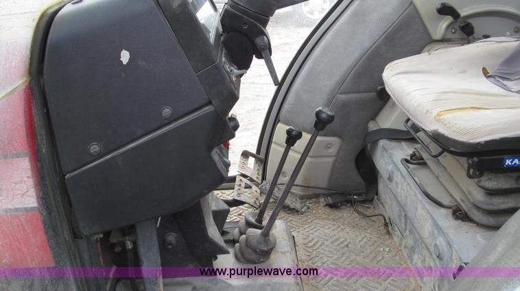 image for item G2315 1993 Massey-Ferguson 393 MFWD tractor