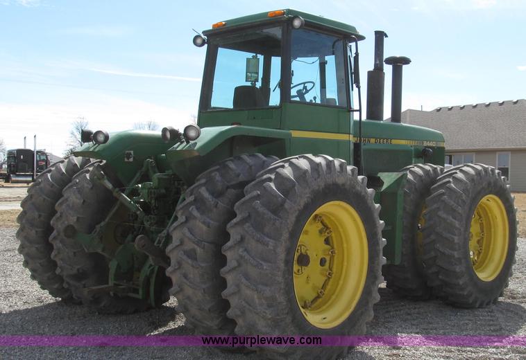 image for item G2320 1980 John Deere 8440 4WD tractor