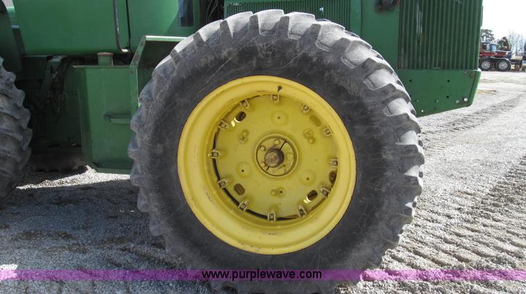 image for item G2320 1980 John Deere 8440 4WD tractor