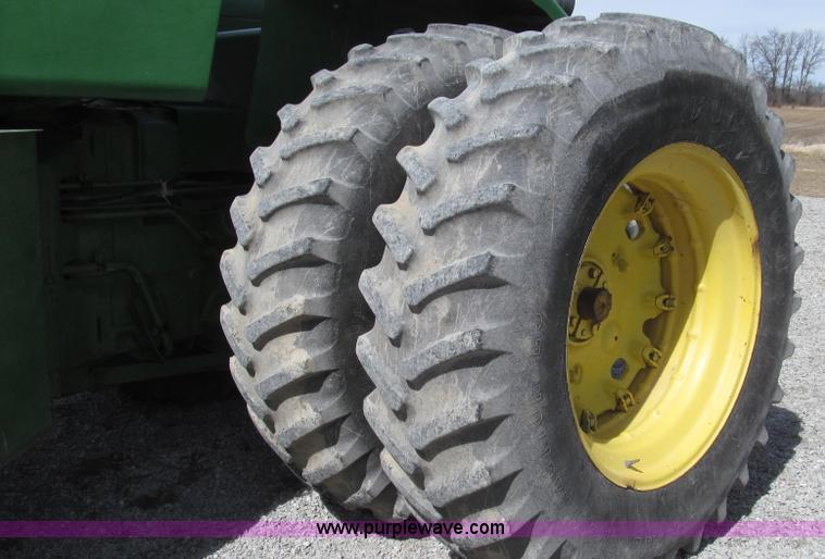 image for item G2320 1980 John Deere 8440 4WD tractor