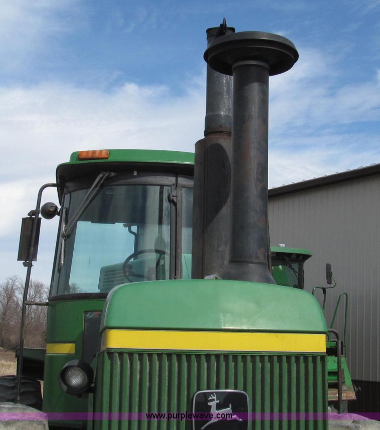 image for item G2320 1980 John Deere 8440 4WD tractor