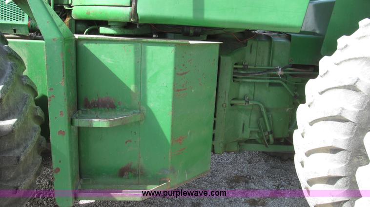 image for item G2320 1980 John Deere 8440 4WD tractor